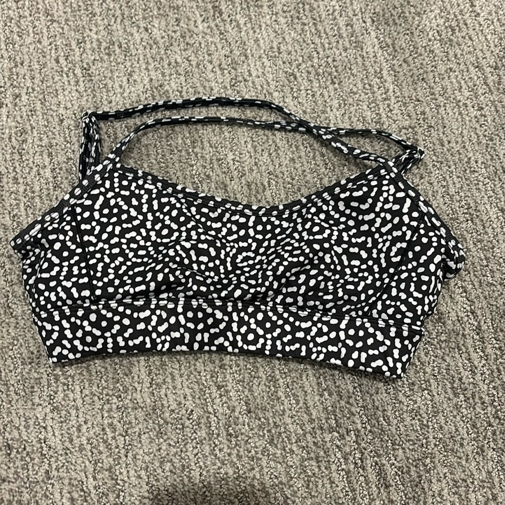 Sports bra